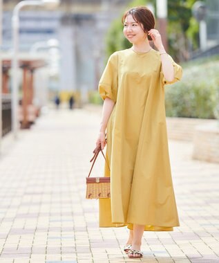 UNFILO 【撥水/シワになりにくい】FINE MOVE ランタンスリーブワンピース イエロー