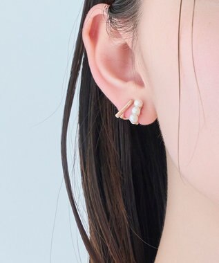 Phoebe 【痛くないシリーズ/金属アレルギー対応】ダブルデコレイトパールライトフィットイヤリング　シャンパン