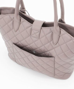 J.PRESS LADIES 【A4サイズ収納可】キルティング トートバッグ ベージュ系