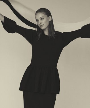 GRACE CONTINENTAL ペプラムニットワンピース ブラック