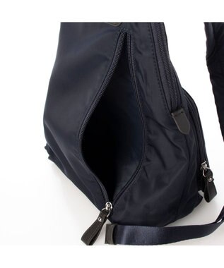 LA BAGAGERIE ナイロン×リサイクルレザー　ミニリュック ネイビー