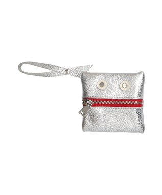 INTER-CHAUSSURES 【RIPANI】レザーチャームポーチ シルバー