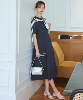 23区 【WEB限定】レザーポシェット ショルダーバッグ シルバー系