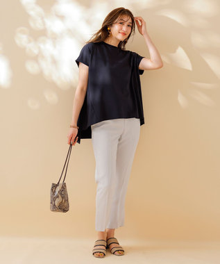 UNFILO 【シワになりにくい】BEAUTY FORM バックフレアTシャツ ネイビー