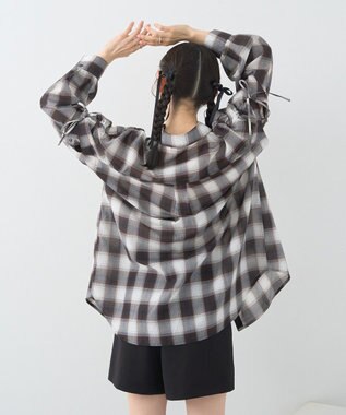 earth music&ecology 【2WAY】２ｗａｙショルダードロストリボンチェックシャツ Brown