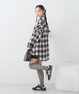 earth music&ecology 【2WAY】２ｗａｙショルダードロストリボンチェックシャツ Brown