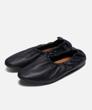 KASHIYAMA ソフトギャザーフラットシューズ ブラック