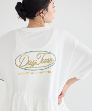 earth music&ecology 異素材ドッキンググラフィックTシャツ Off White