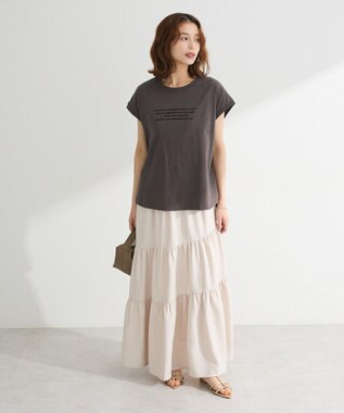 Green Parks ・ｓｗｉｎｇ　ｂｙ　フレンチスリーブ刺繍ＴＥＥ Off White