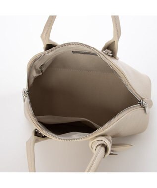 UNBILLION カシュカシュ cachecache / ポーチ付きシェル型ボストン アイボリー