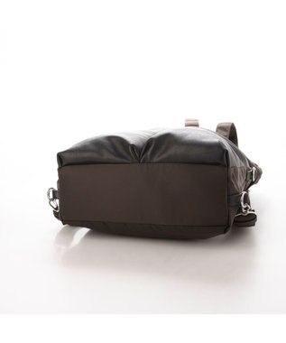 Y'SACCS ナイロン2WAYリュック チョコ