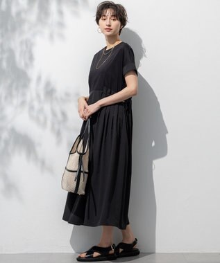 23区 【Oggi8月号掲載】クロス サンダル ブラック系