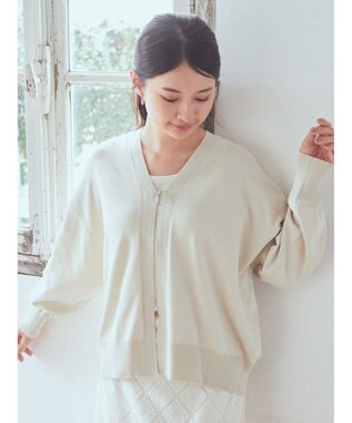 earth music&ecology ＶネックＺＩＰカーディガン Ivory