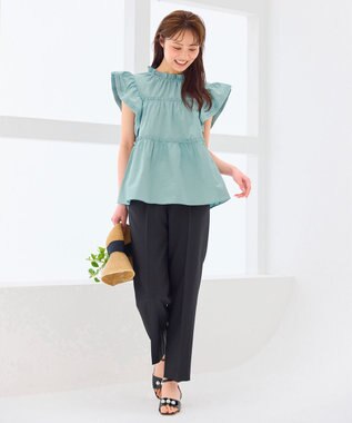 Feroux 【洗える】ペプラムシルエットフリルブラウス スモーキーグリーン系