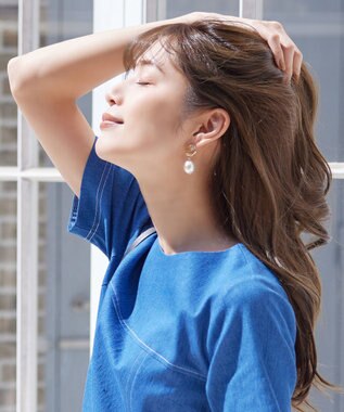 Tiaclasse 【ニッケル素材】大粒パール付き揺れピアス ゴールド