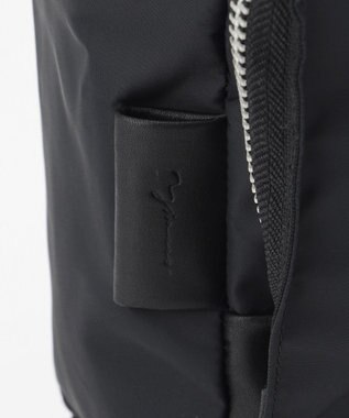 Y'SACCS 【Y'SACCS Gene Line】ヴァール ショルダーバッグ ブラック