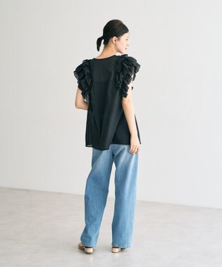 YECCA VECCA ラッフルVネックブラウス Black