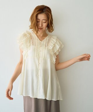 YECCA VECCA ラッフルVネックブラウス Black