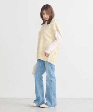 earth music&ecology セルフカットフレアデニムパンツ Light Indigo