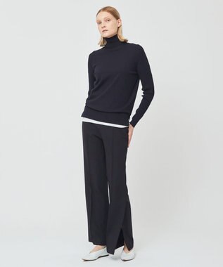 BEIGE， YUCCA / ストレートパンツ Navy