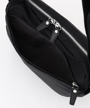 Y'SACCS ポリエステルツイル ショルダーバッグ ブラック