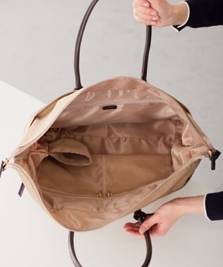 J.PRESS LADIES 【WEB限定・A4サイズ収納可】 ナイロントラベル トート バッグ ベージュ系