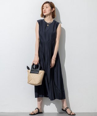 23区 【WEB限定】ツイスト バングル ゴールド系