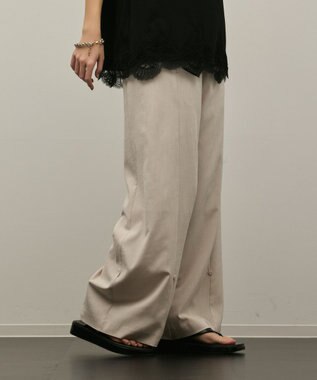 GRACE CONTINENTAL トリアセサイドラインパンツ ベージュ