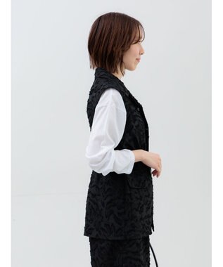 Te chichi カットジャガードジレ ブラック