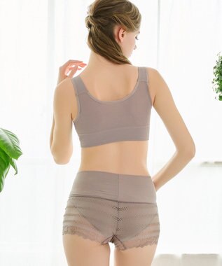 BRADELIS New York 【BRADELIS Me / ノンワイヤー】オールインワンライトブラ 軽い着け心地で快適に補正するブラジャー 谷間メイク ダークグレージュ