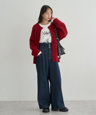 earth music&ecology 【一部予約】フラワーモチーフトグルボタンニットカーディガン Red