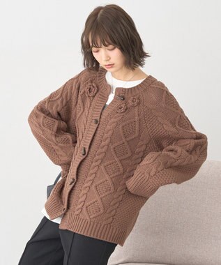 earth music&ecology 【一部予約】フラワーモチーフトグルボタンニットカーディガン Brown