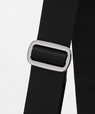 JOSEPH ABBOUD 【軽量/撥水素材】インターレースハーフムーンバッグ ダークブラウン系