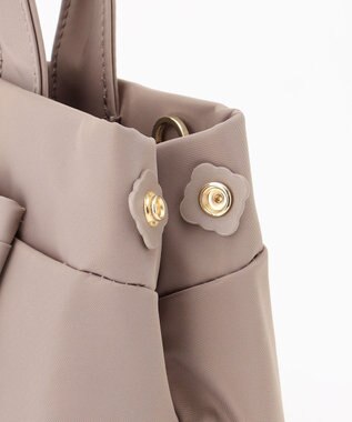 TOCCA TIED RIBBON NYLONBAG バッグ ベージュ系