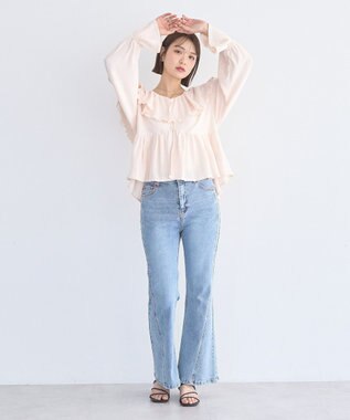 earth music&ecology 切り替えフレアデニムパンツ Light Indigo