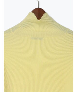 Te chichi 【Atelier Bonheur】ビジュー釦リブタートルプルオーバー《2025winter catalog item》 イエロー