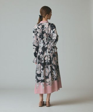 GRACE CONTINENTAL ボタニカルドレープワンピース ブラック