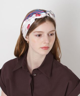 MOONBAT PAUL&JOE ACCESSOIRES(ポール & ジョー) シルクスカーフ 空 オーステルリッツ記念柱 ネコと毛糸 気球 65cm×65cm 手洗いOK スカイブルー