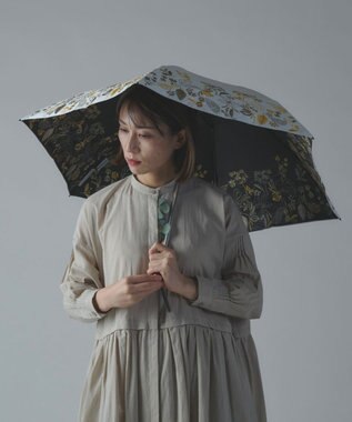 AND WOOL 〈一級遮光生地・晴雨兼用〉筆記帳刺繍の日傘 （折りたたみタイプ） ホワイト