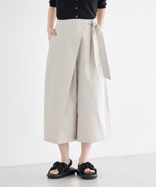 earth music&ecology ラップハーフパンツ Gray Beige