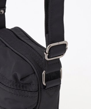 Y'SACCS 【Y’SACCS vous et】ナイロン×ポリウレタン ポシェット ブラック