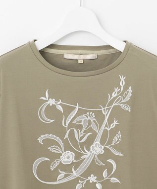 自由区 【洗える】エンブロイダリー フロントデザイン Tシャツ カーキ系