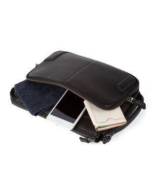 ACE BAGS & LUGGAGE LO HOMME PRESSE アルカイックソフト 本革 横型ショルダーバッグ 71784 ロ・オム・プレッセ ブラック