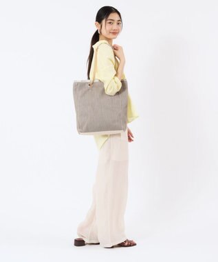 LeSportsac CHAIN CROCHET N/S TOTE/ベージュクロシェ ベージュクロシェ