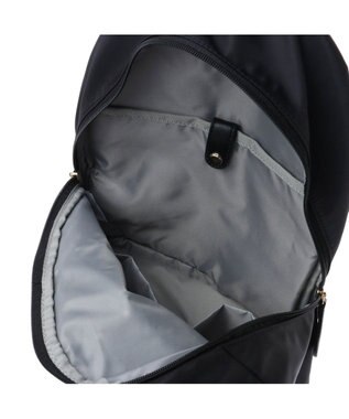 LA BAGAGERIE ナイロンリュックサック ブラック