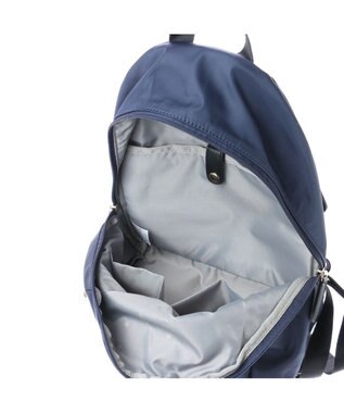 LA BAGAGERIE ナイロンリュックサック ネイビー