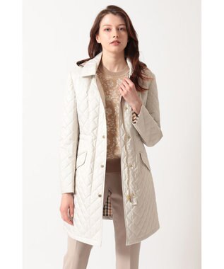 DAKS ライトウェイト キルティングコート ホワイト