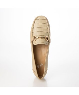 ing <ing>【３E】【サスティナブル】ビット付きモカシューズ ライトベージュカタオシ