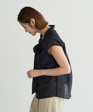 YECCA VECCA シアーボウタイブラウス Black