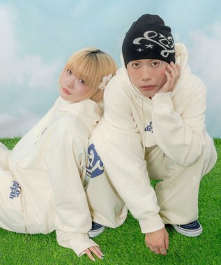 WEGO 【ユニセックス着用ITEM】ハートモチーフプルパーカー ホワイトアイボリー